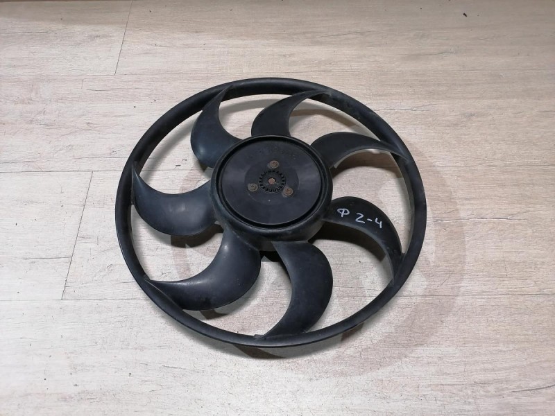 Logan ф2 №4 вентилятор охлаждения двигателя с моторчиком