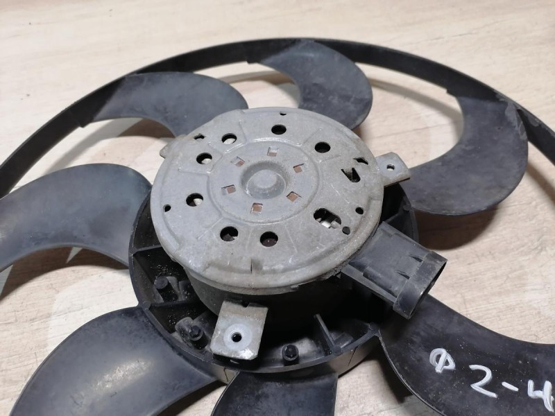 Logan ф2 №4 вентилятор охлаждения двигателя с моторчиком