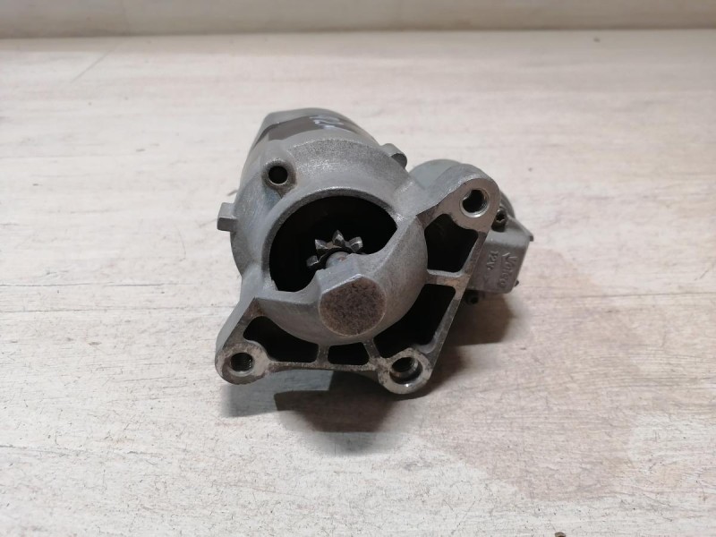 Logan ф2 №4 стартер 16кл