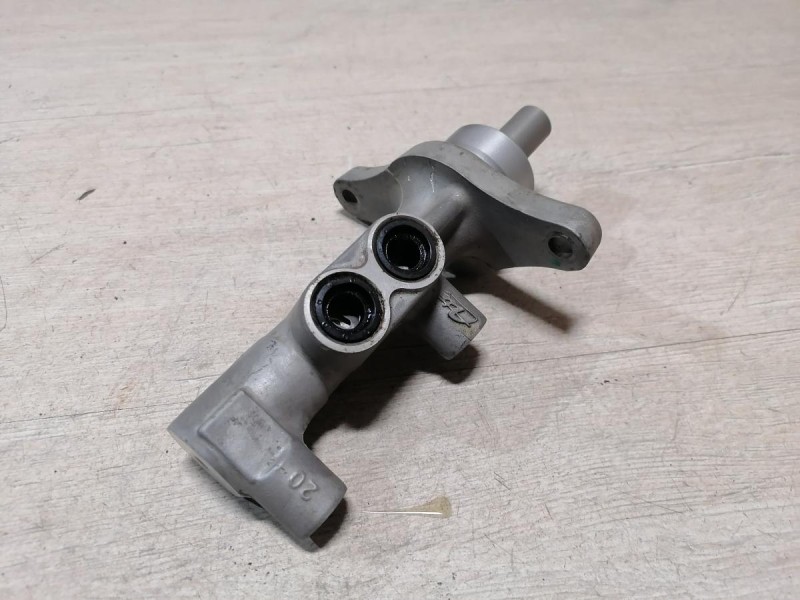 Logan ф2 №4 цилиндр тормозной главный с абс