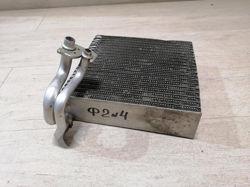 Logan ф2 №4 радиатор кондиционера печки деф