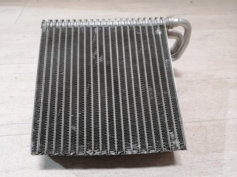 Logan ф2 №4 радиатор кондиционера печки деф