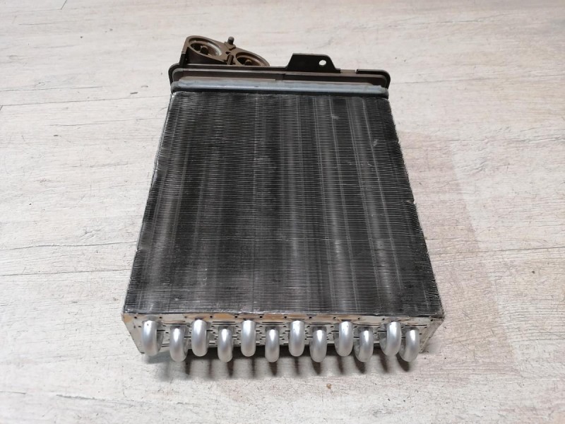 Logan ф2 №4 радиатор печки