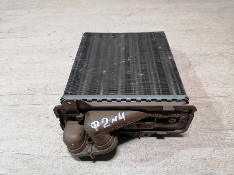 Logan ф2 №4 радиатор печки