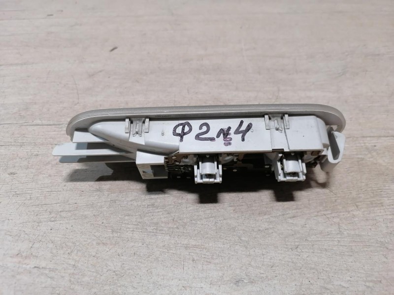 Logan ф2 №4 плафон салона