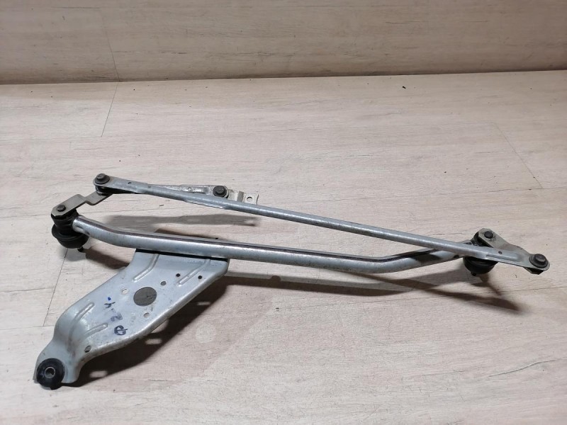 Logan ф2 №4 трапеция дворников