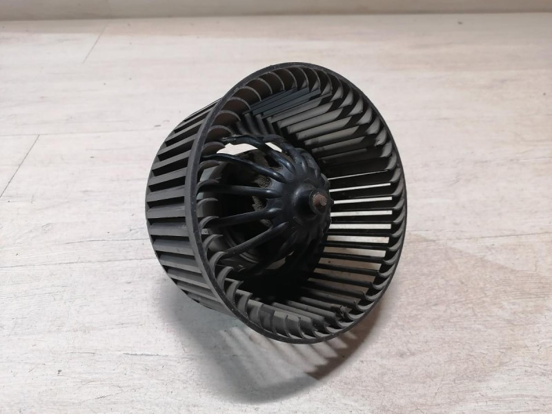 Logan ф2 №4 моторчик печки деф