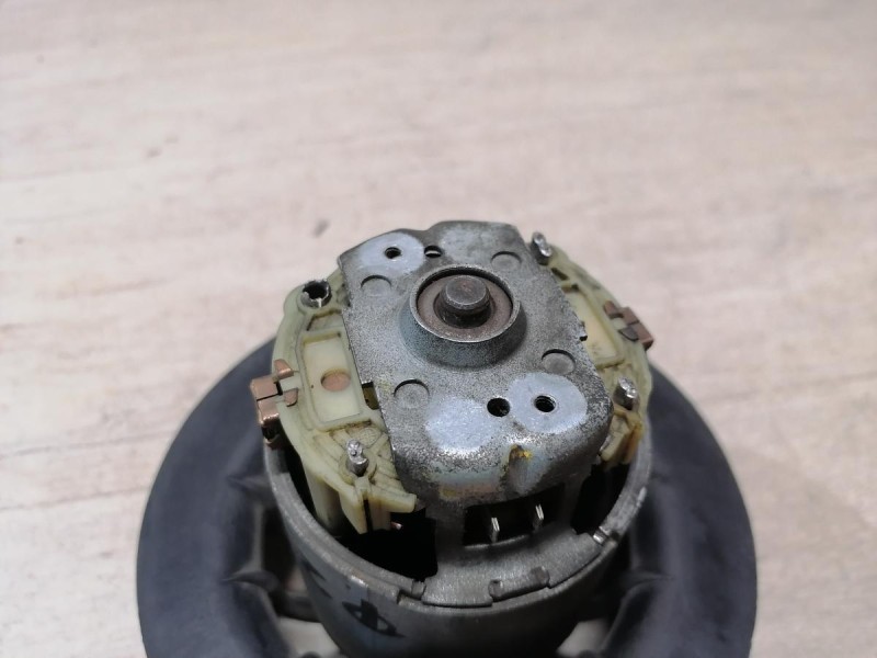 Logan ф2 №4 моторчик печки деф