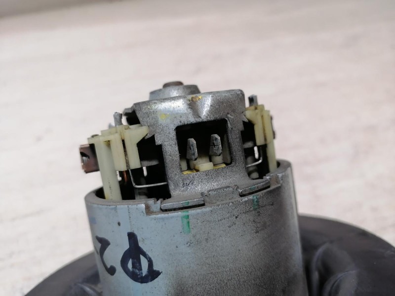 Logan ф2 №4 моторчик печки деф