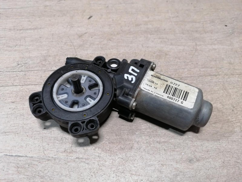 Logan ф2 №4 моторчик стеклоподъемника правый