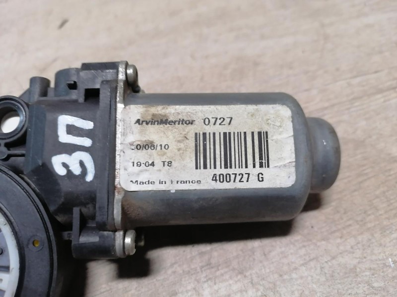 Logan ф2 №4 моторчик стеклоподъемника правый