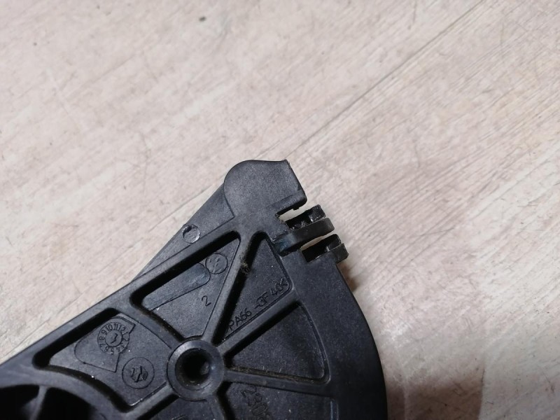 Logan ф2 №4 педаль сцепления