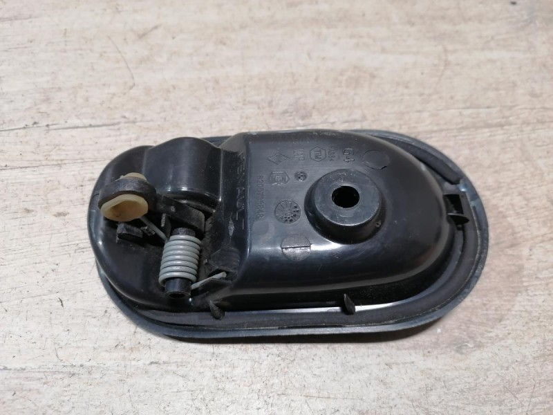 Logan ф2 №4 ручка двери внутренняя левая