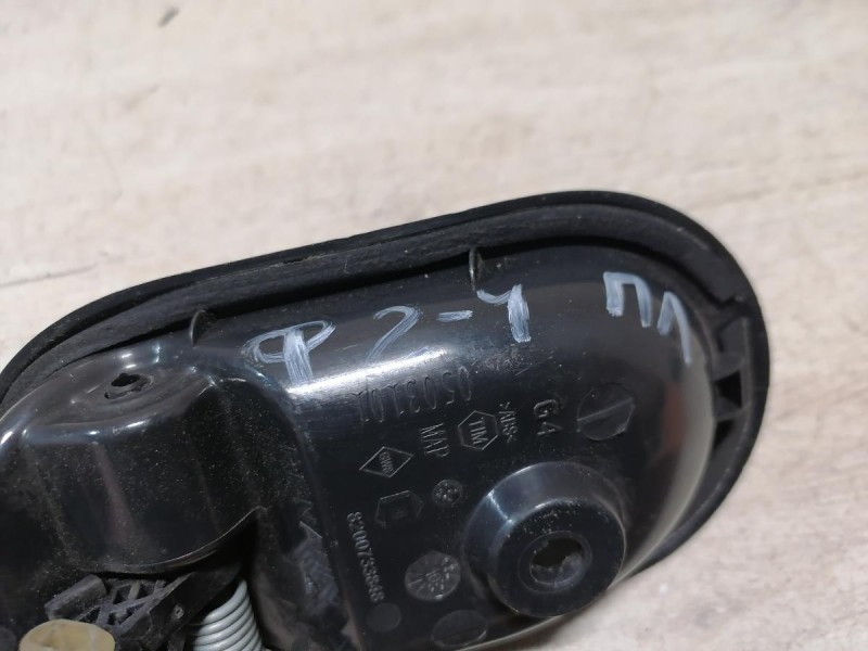 Logan ф2 №4 ручка двери внутренняя левая