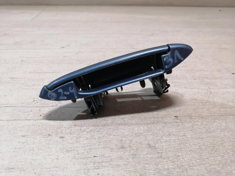 Logan ф2 №4 ручка двери наружная левая