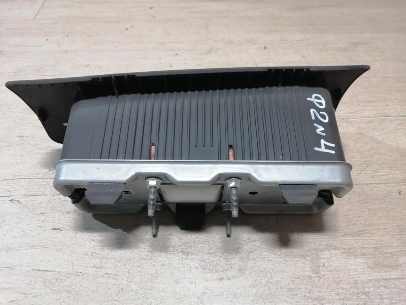 Logan ф2 №4 подушка безопасности пассажира стрел