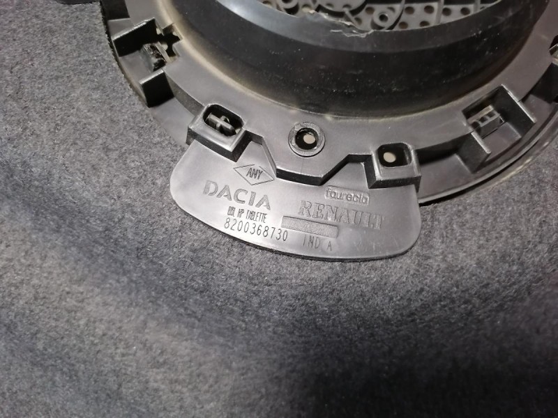 Logan ф2 №4 полка задняя