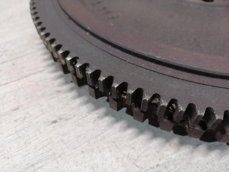 Logan ф2 №4 маховик 16кл