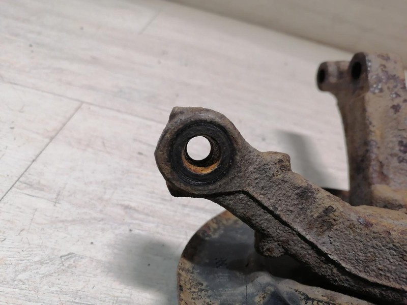 Logan ф2 №4 кулак левый