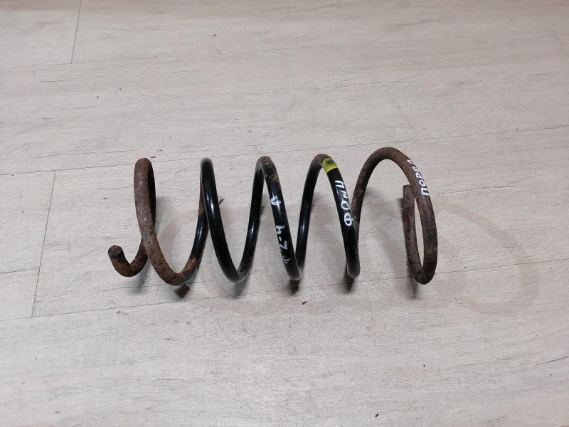 Logan ф2 №4 пружина передняя