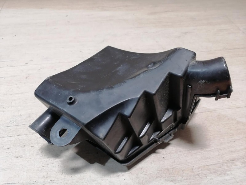 Logan ф2 №4 корпус блока предохранителей деф