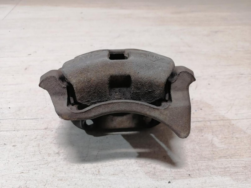 Logan ф2 №4 суппорт левый 16кл