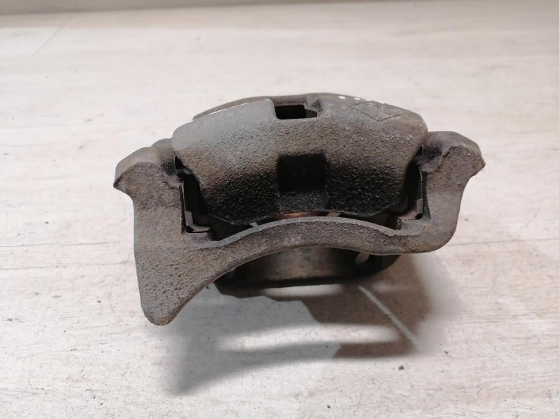 Logan ф2 №4 суппорт правый 16кл