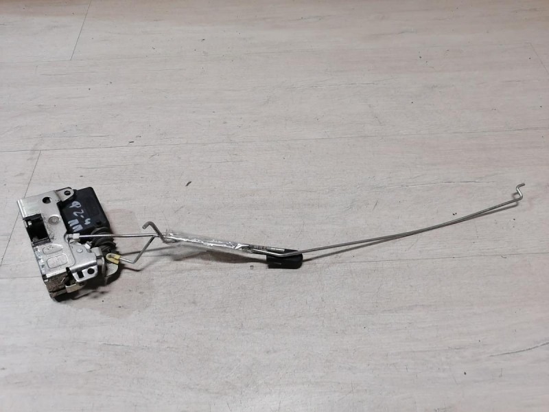 Logan ф2 №4 замок двери передний правый