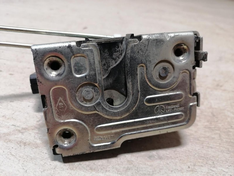 Logan ф2 №4 замок двери задний правый