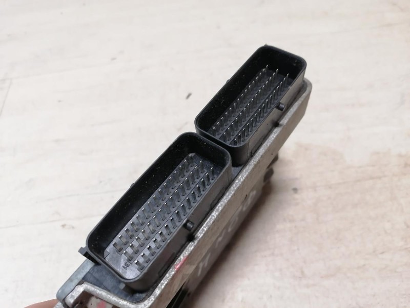 Logan ф2 №4  блок управления двигателем эбу мозги блок комфорта чипы