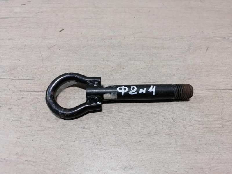 Logan ф2 №4 крюк буксировочный