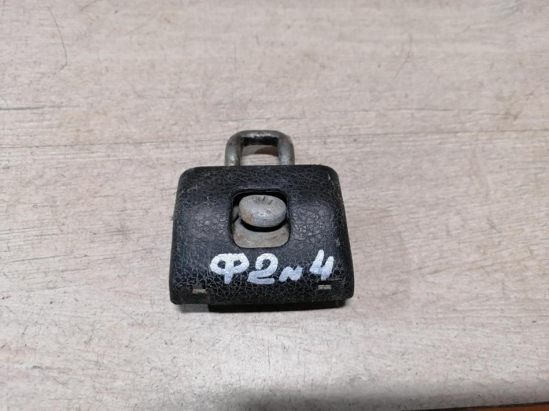Logan ф2 №4 петля замка багажника
