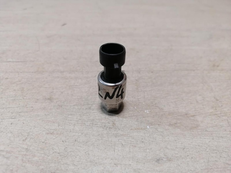 Logan ф2 №4 датчик кондиционера