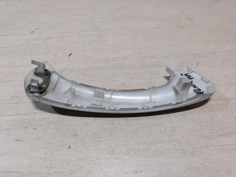 Logan ф2 №4 накладка ручки обшивки двери передняя правая