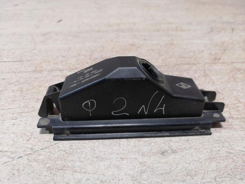 Logan ф2 №4 плафон подсветки номера