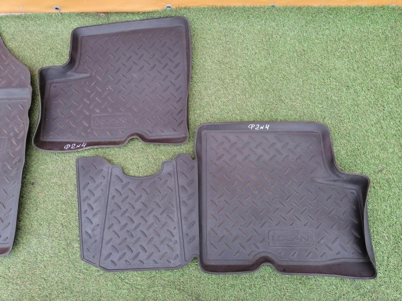 Logan ф2 №4 коврик салона