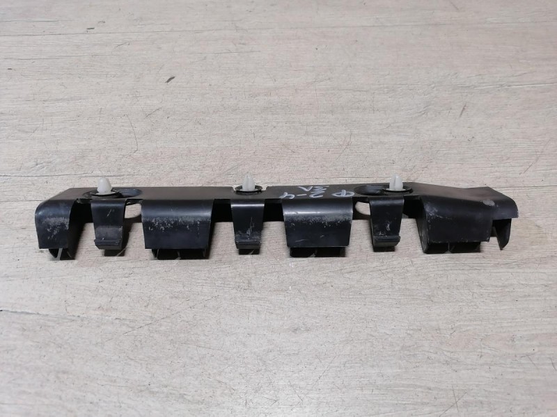 Logan ф2 №4 крепление заднего бампера левое