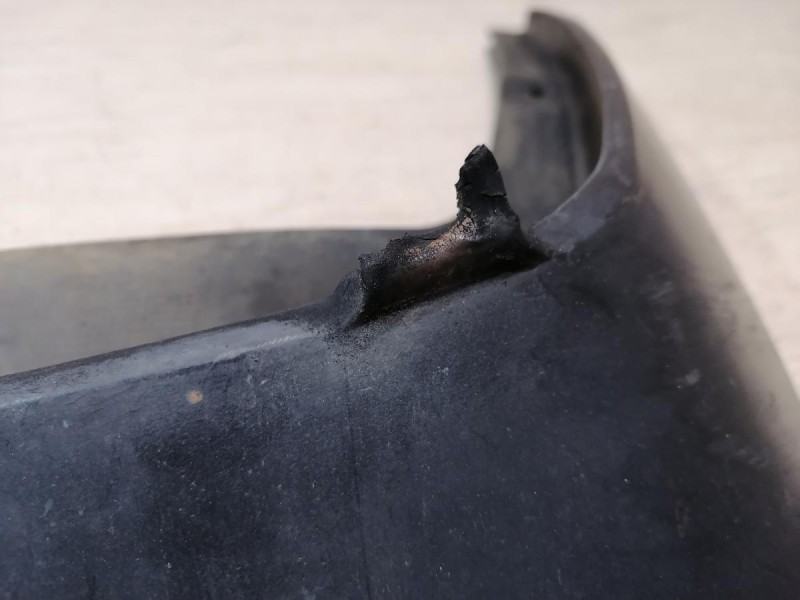 Logan ф2 №4 брызговик задний правый деф