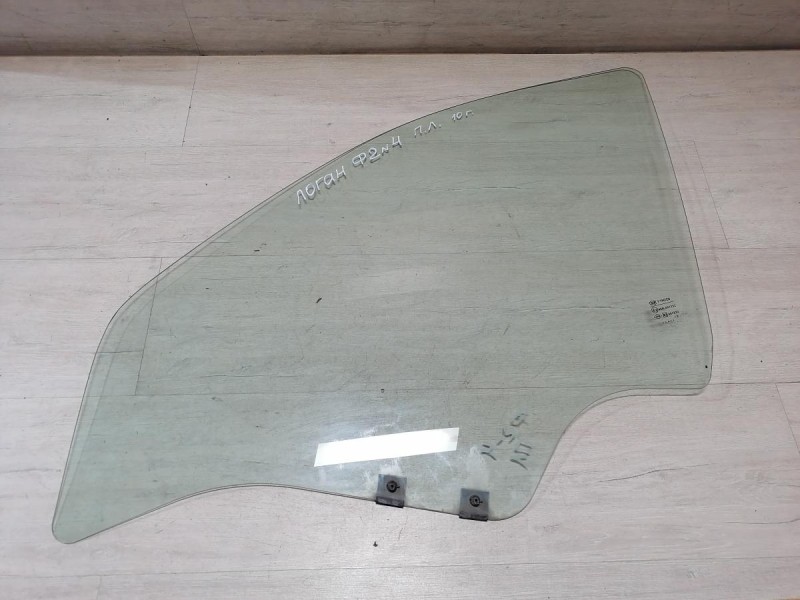 Logan ф2 №4 стекло переднее левое 10