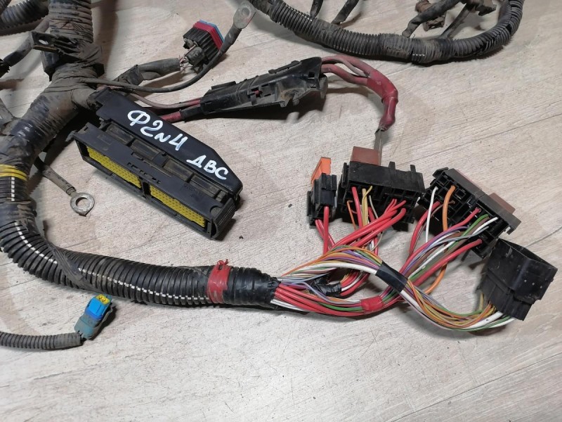 Logan ф2 №4 проводка двигателя 16кл конд деф