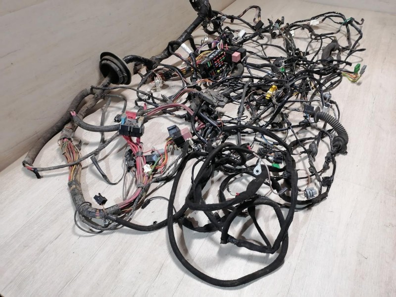 Logan ф2 №4 проводка салона 16кл конд