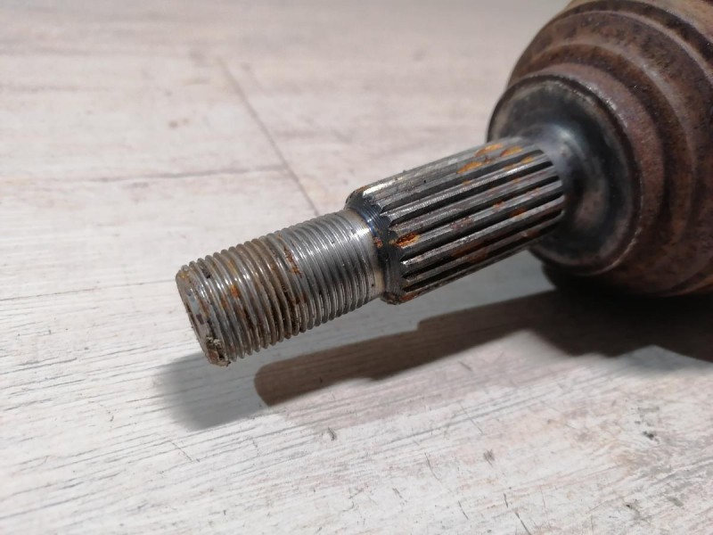 Logan ф2 №4 привод левый