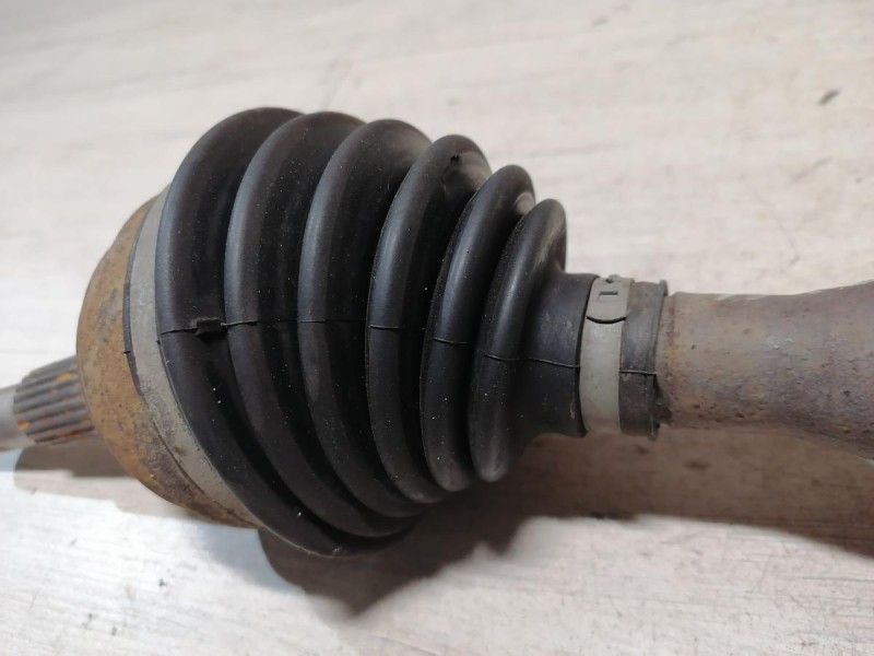 Logan ф2 №4 привод левый