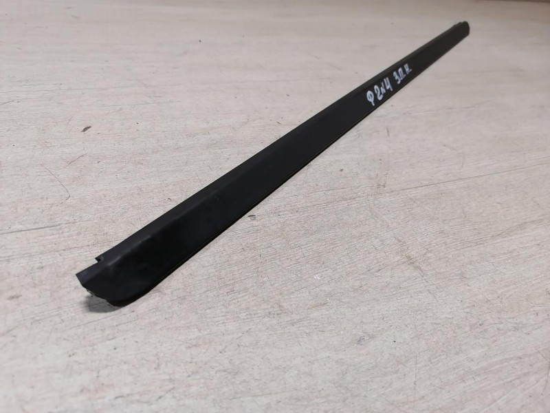 Logan ф2 №4 бархотка наружная задняя правая