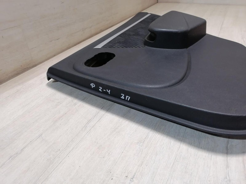 Logan ф2 №4 обшивка двери задняя правая