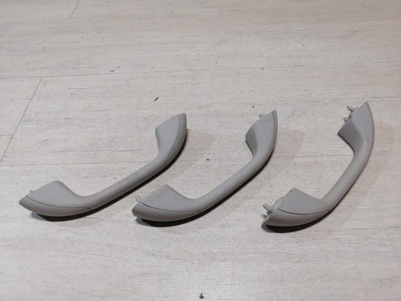 Logan ф2 №4 ручка потолка