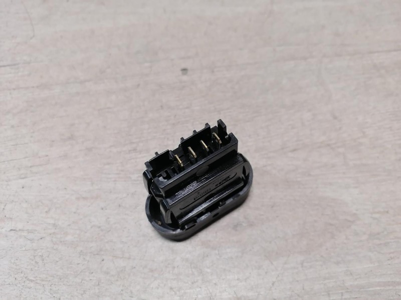 Logan ф2 №4 кнопка обогрева заднего стекла