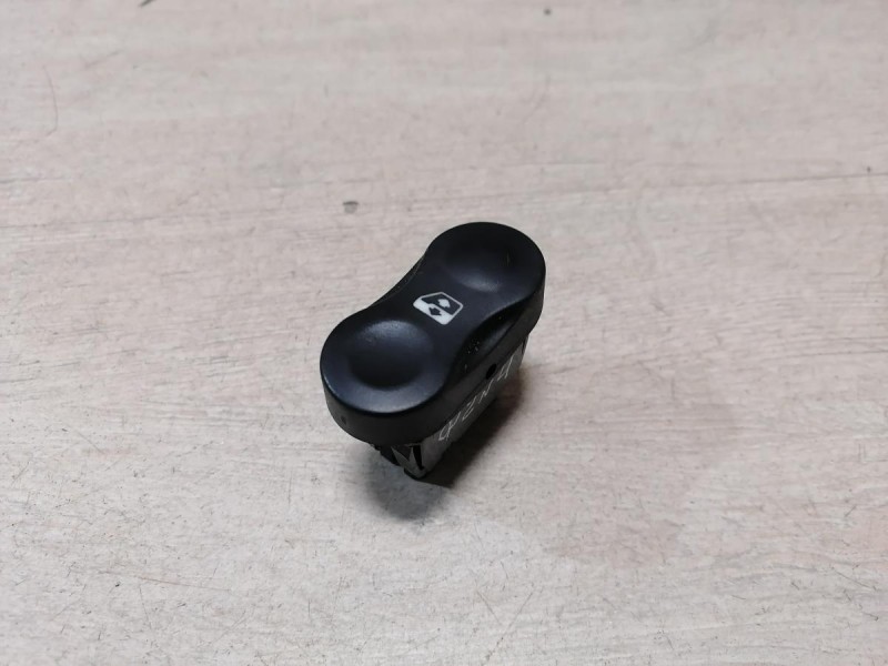 Logan ф2 №4 кнопка стеклоподъемника