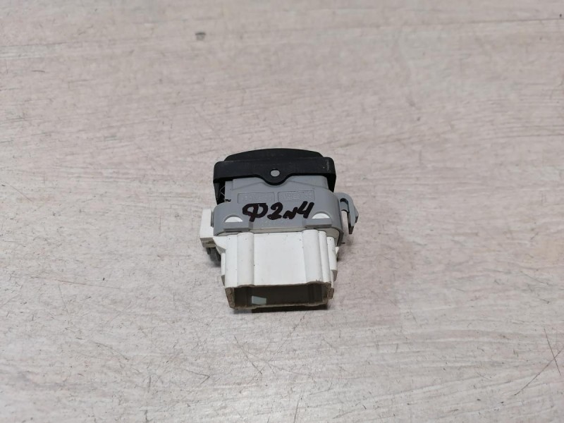 Logan ф2 №4 кнопка блокировки стеклоподъемников