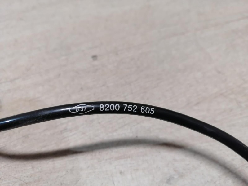 Logan ф2 №4 датчик абс задний правый